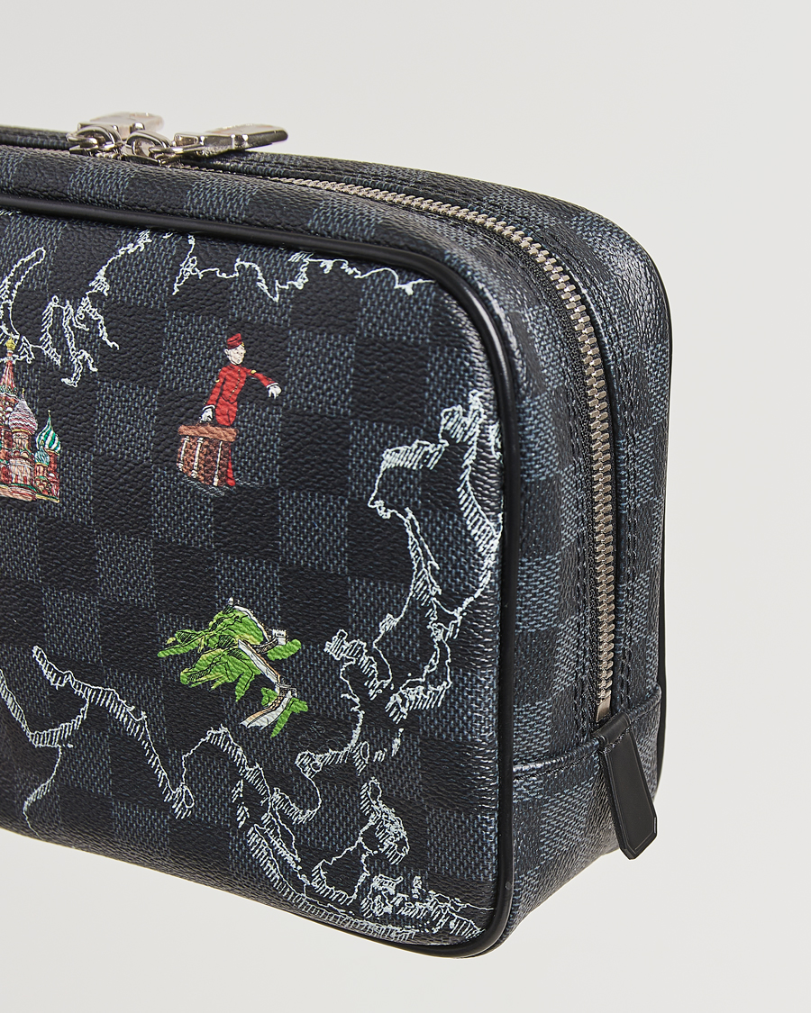 Mies | Louis Vuitton Pre-Owned Renaissance Trousse Toilette Bag | Louis Vuitton Pre-Owned | Renaissance Trousse Toilette Bag