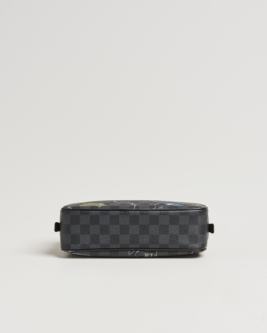 Mies | Louis Vuitton Pre-Owned Renaissance Trousse Toilette Bag | Louis Vuitton Pre-Owned | Renaissance Trousse Toilette Bag