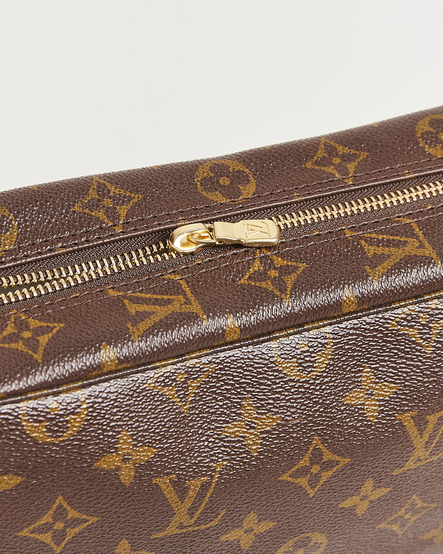 Mies | Louis Vuitton Pre-Owned Trousse Toilette 28 Bag Monogram | Louis Vuitton Pre-Owned | Trousse Toilette 28 Bag Monogram