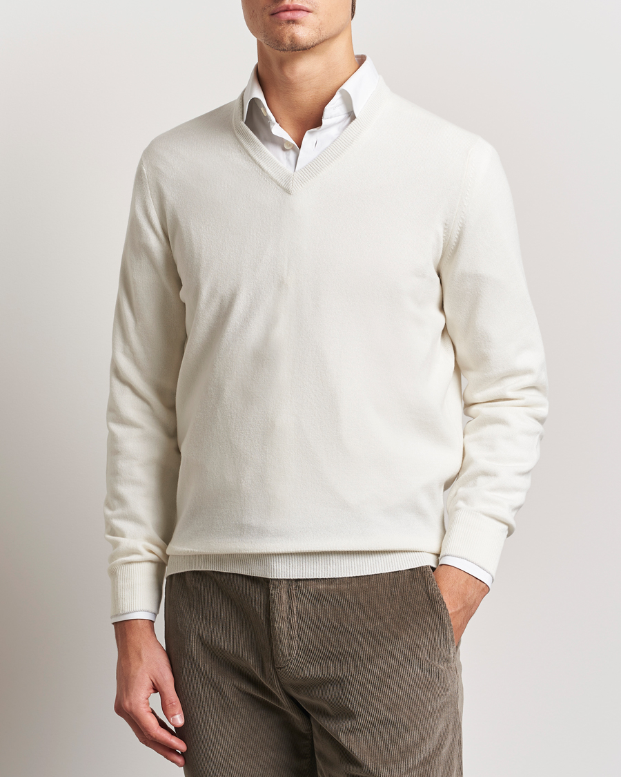 Mies | Puserot | Brunello Cucinelli | 2 Ply Cashmere V-Neck Panama