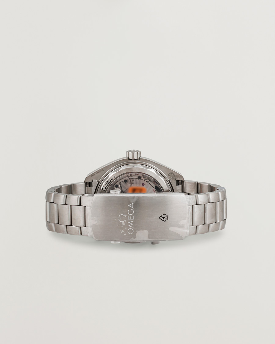 Mies | Omega Pre-Owned Seamaster Planet Ocean 600m | Omega Pre-Owned | Seamaster Planet Ocean 600m