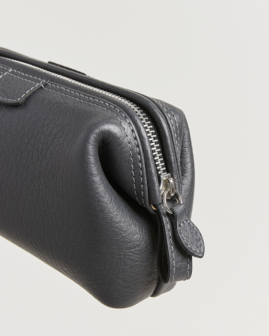 Mies | Laukut | F. Hammann | Small Washbag Grey