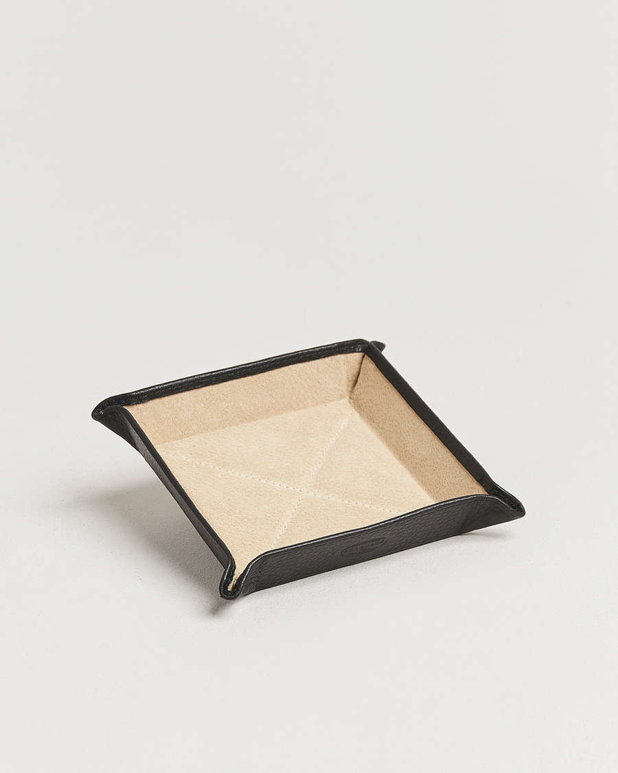 Mies | Kotiin | F. Hammann | Folding Tray Black