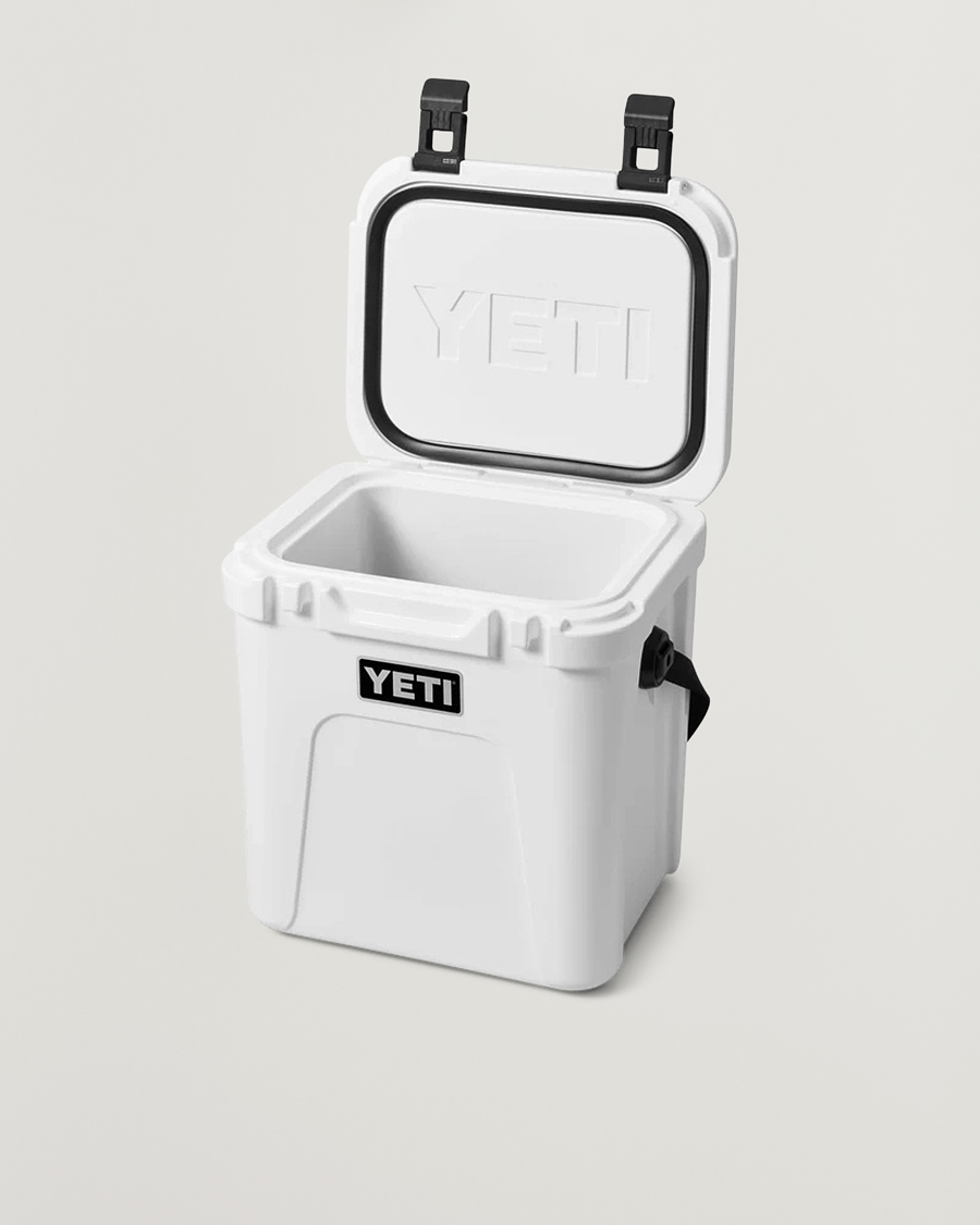 Mies | Outdoor living | YETI | Roadie 24 White
