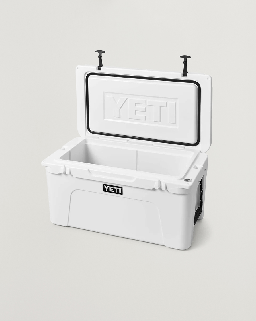 Mies | Outdoor living | YETI | Tundra 65 White