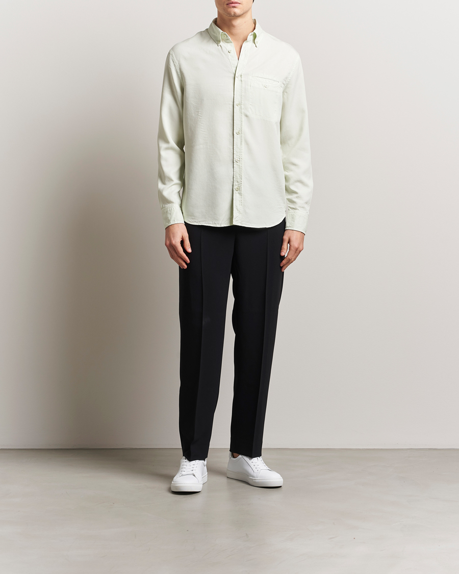 Mies | Kauluspaidat | Filippa K | Zachary Lyocell Shirt Pastel Green