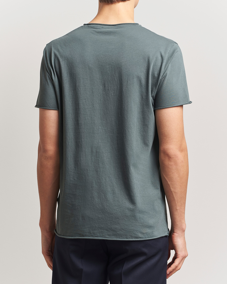 Mies | T-paidat | Filippa K | Roll Neck Crew Neck T-Shirt Green Grey