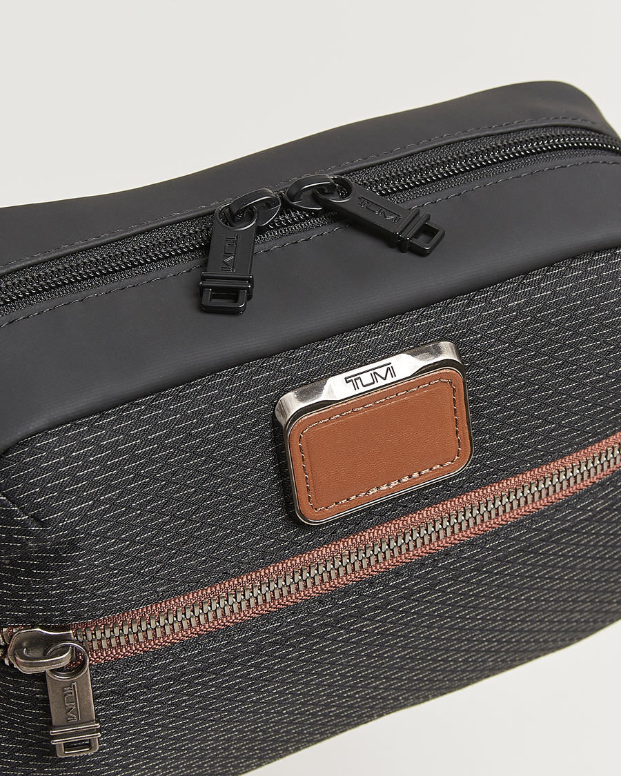 Mies | TUMI Alpha Bravo Response Travel Kit Black Onyx | TUMI | Alpha Bravo Response Travel Kit Black Onyx