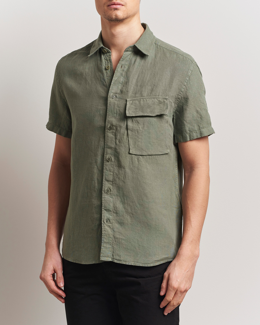 Mies | Kauluspaidat | Belstaff | Scale Short Sleeve Linen Shirt Surplus Green