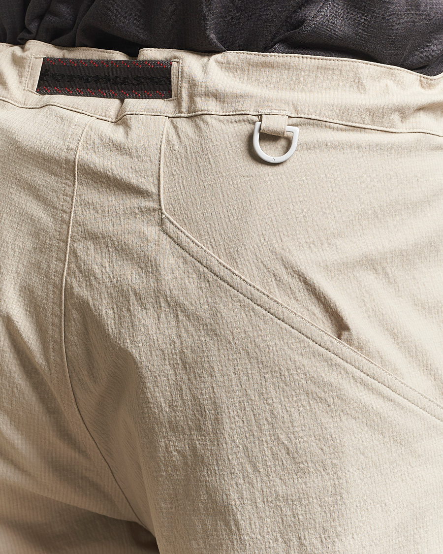 Mies | Housut | Klättermusen | Asar Function Pants Fossil Tan
