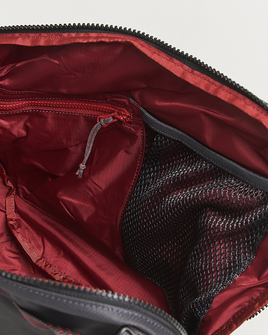 Mies | Klättermusen Gaut Messenger bag Raven | Klättermusen | Gaut Messenger bag Raven