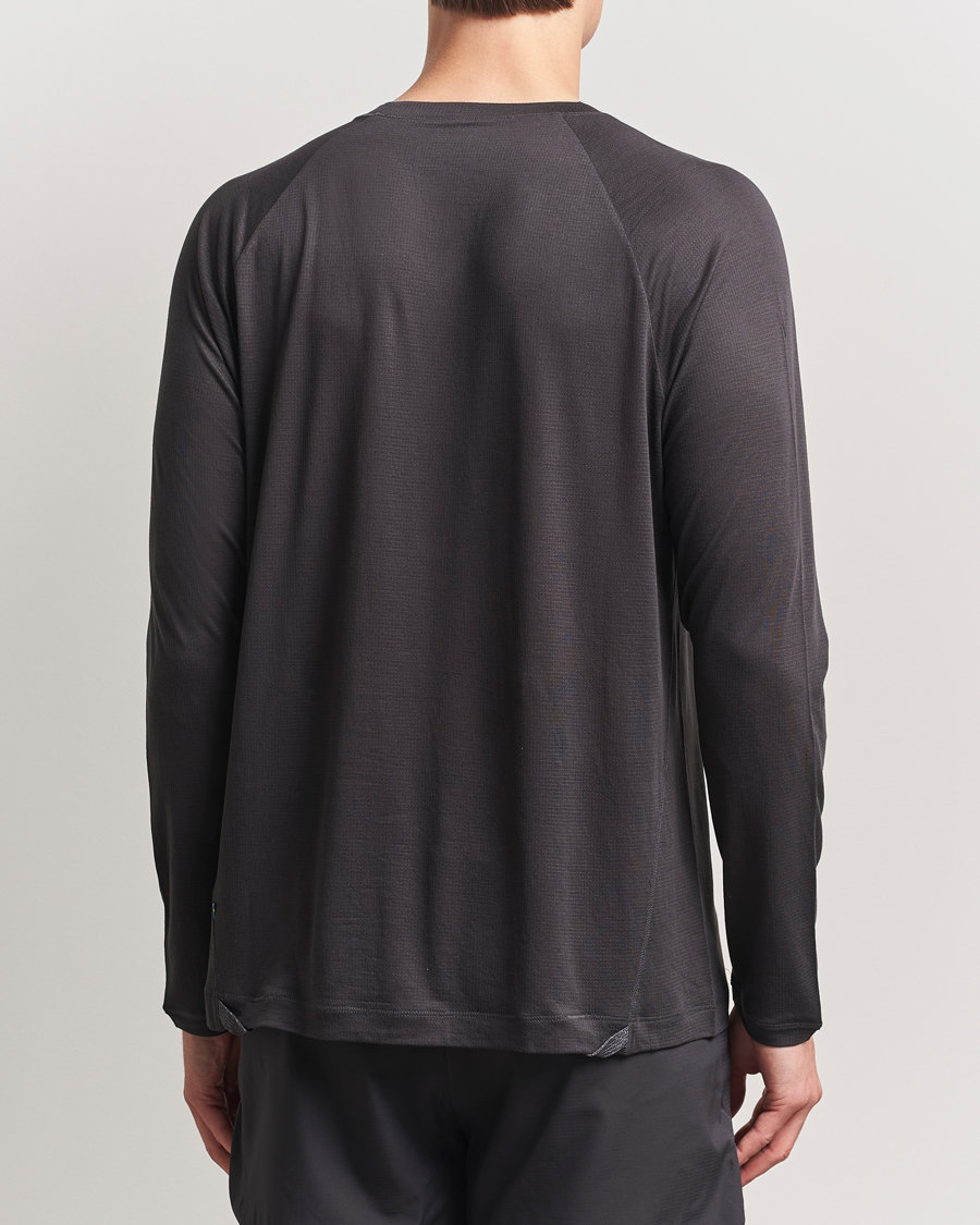 Mies | T-paidat | Klättermusen | Groa Long Sleeve T-Shirt Raven