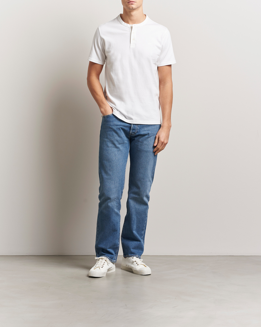 Mies | T-paidat | Levi's | Short Sleeve Henley White