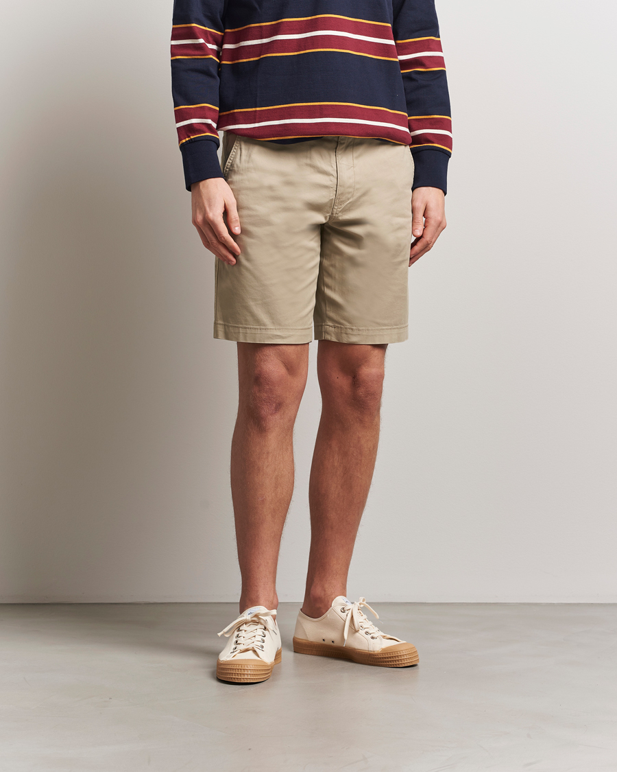 Mies | Shortsit | Levi's | Garment Dyed Chino Shorts Microsand