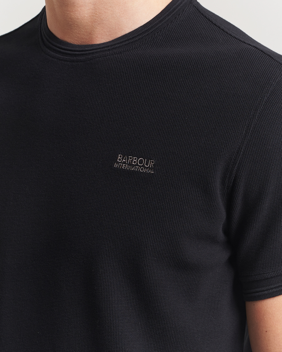 Mies | T-paidat | Barbour International | Charlie Textured T-Shirt Black