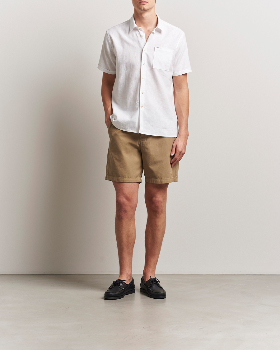 Mies | Shortsit | Barbour Lifestyle | Washed Oxford Relaxed Shorts Washed Stone