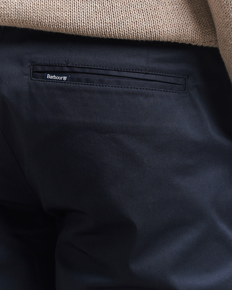 Mies | Shortsit | Barbour Lifestyle | Smart Chino Shorts Navy