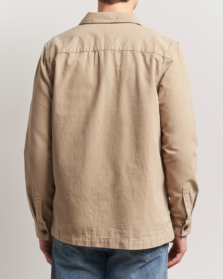 Mies | Kauluspaidat | Barbour Lifestyle | Washed Cotton Overshirt Washed Stone