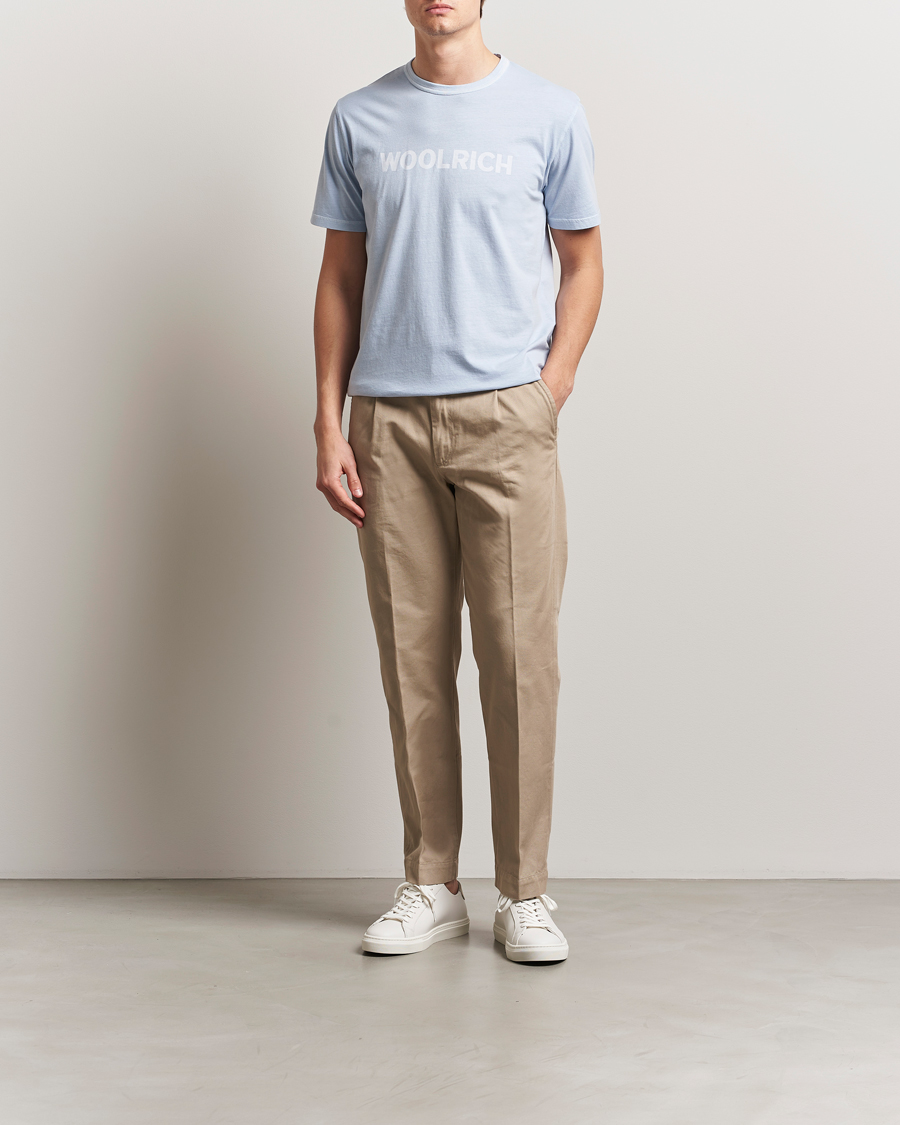 Mies | T-paidat | Woolrich | Light Garment Dyed T-Shirt Flask