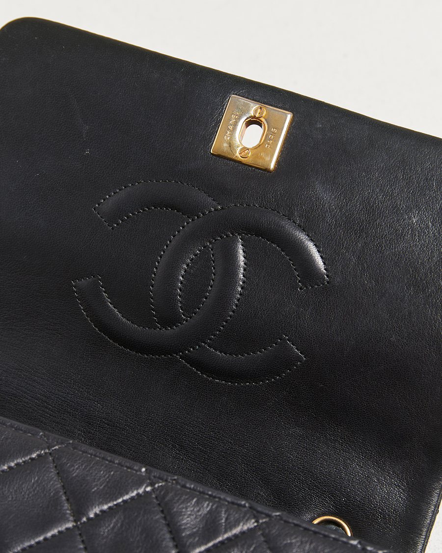Mies | Chanel Pre-Owned Mini Single Full Flap Bag Black Lambskin | Chanel Pre-Owned | Mini Single Full Flap Bag Black Lambskin