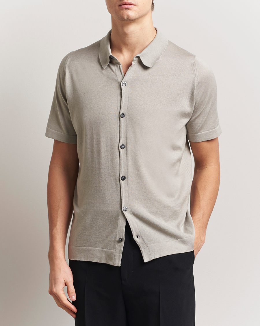 Mies | Kauluspaidat | John Smedley | Folke Sea Island Knitted Polo Parchment