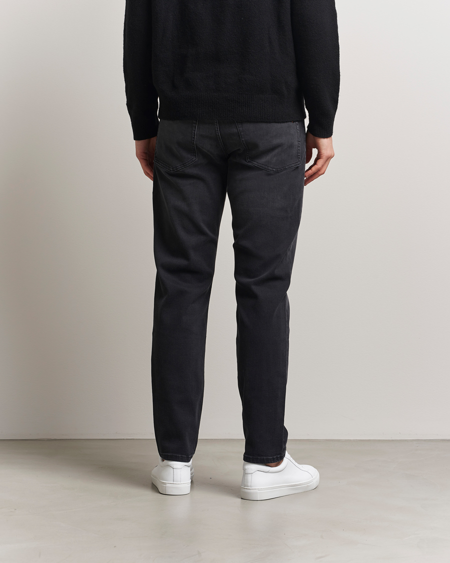 Mies | Farkut | BOSS ORANGE | Re.Maine Jeans Washed Black