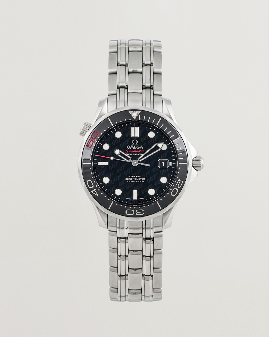 Mies | Pre-Owned & Vintage Watches | Omega Pre-Owned | SMP 300M James Bond 007