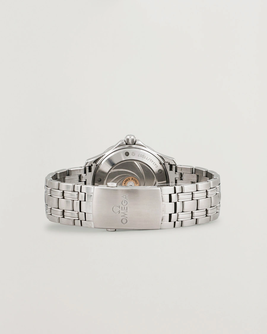 Mies | Pre-Owned & Vintage Watches | Omega Pre-Owned | SMP 300M James Bond 007