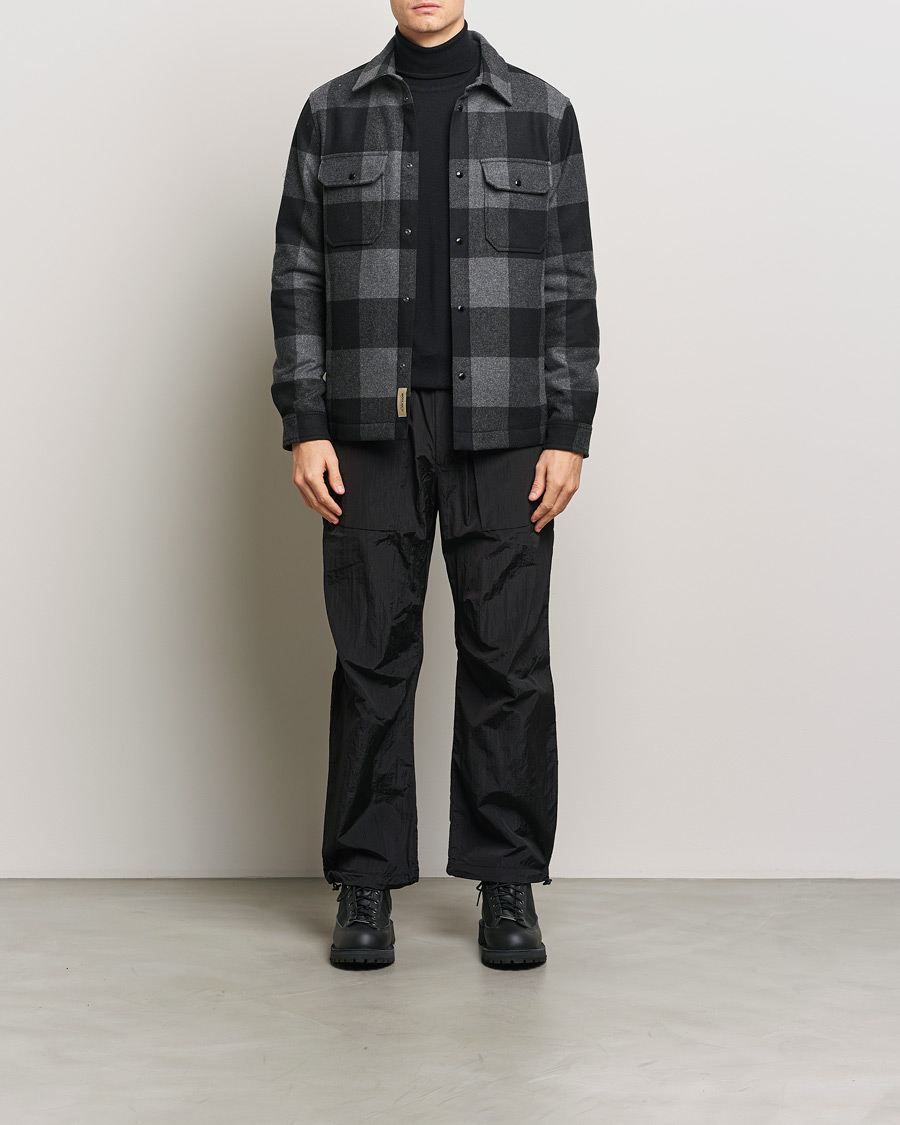Mies | Housut | Woolrich | Ripstop Nylon Pants by Todd Snyder Black