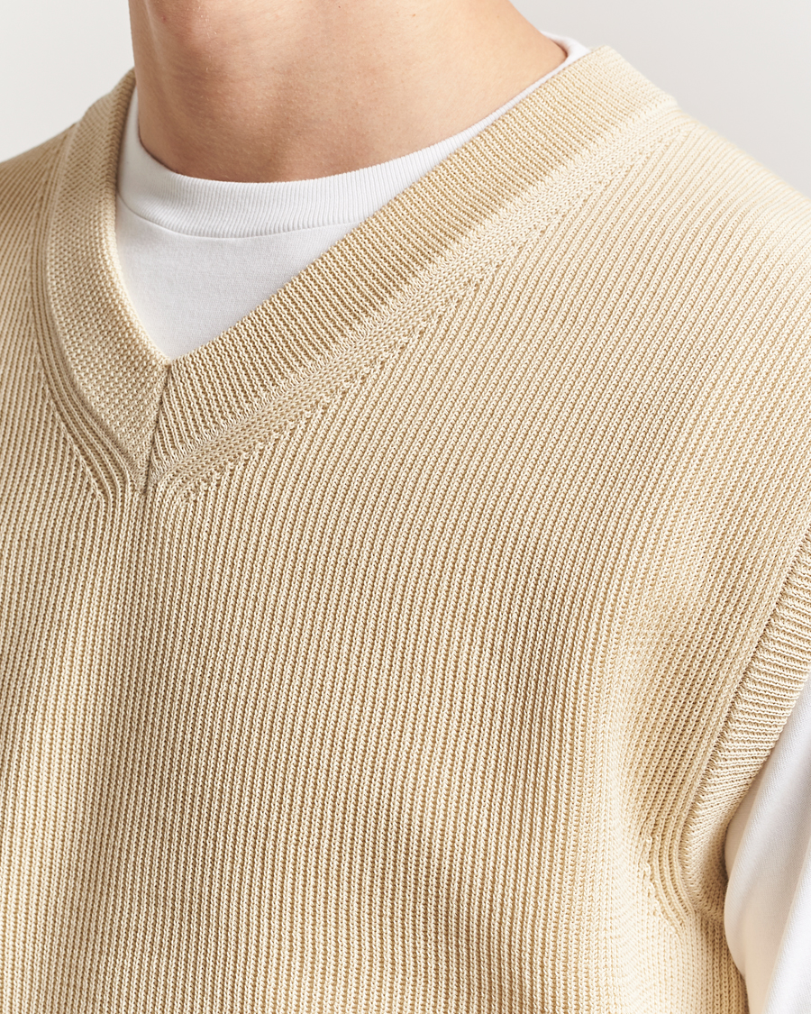 Mies | Puserot | Auralee | Rib Knit Vest Ivory