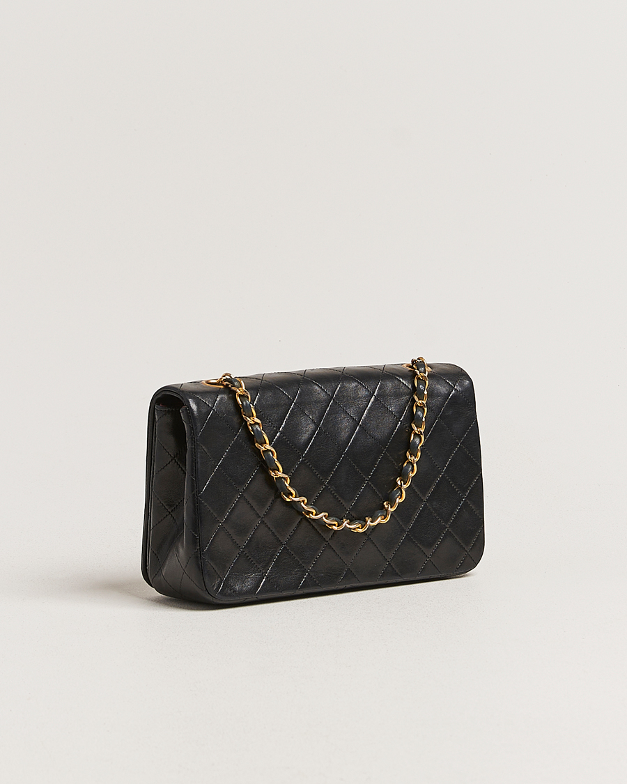 Mies | Chanel Pre-Owned Matelassé Single Full Flap Bag Black | Chanel Pre-Owned | Matelassé Single Full Flap Bag Black