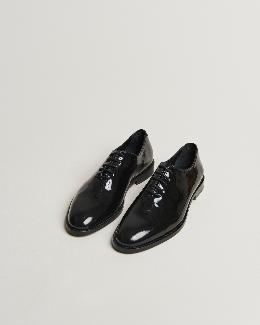 Mies | Lakerikengät | Myrqvist | Drottningholm Patent Shoe Black