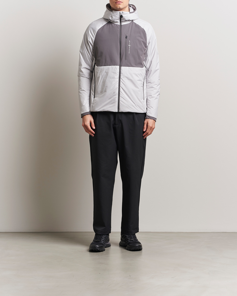 Mies | Takit | Sail Racing | Amplitude Primaloft Hooded Jacket Grey