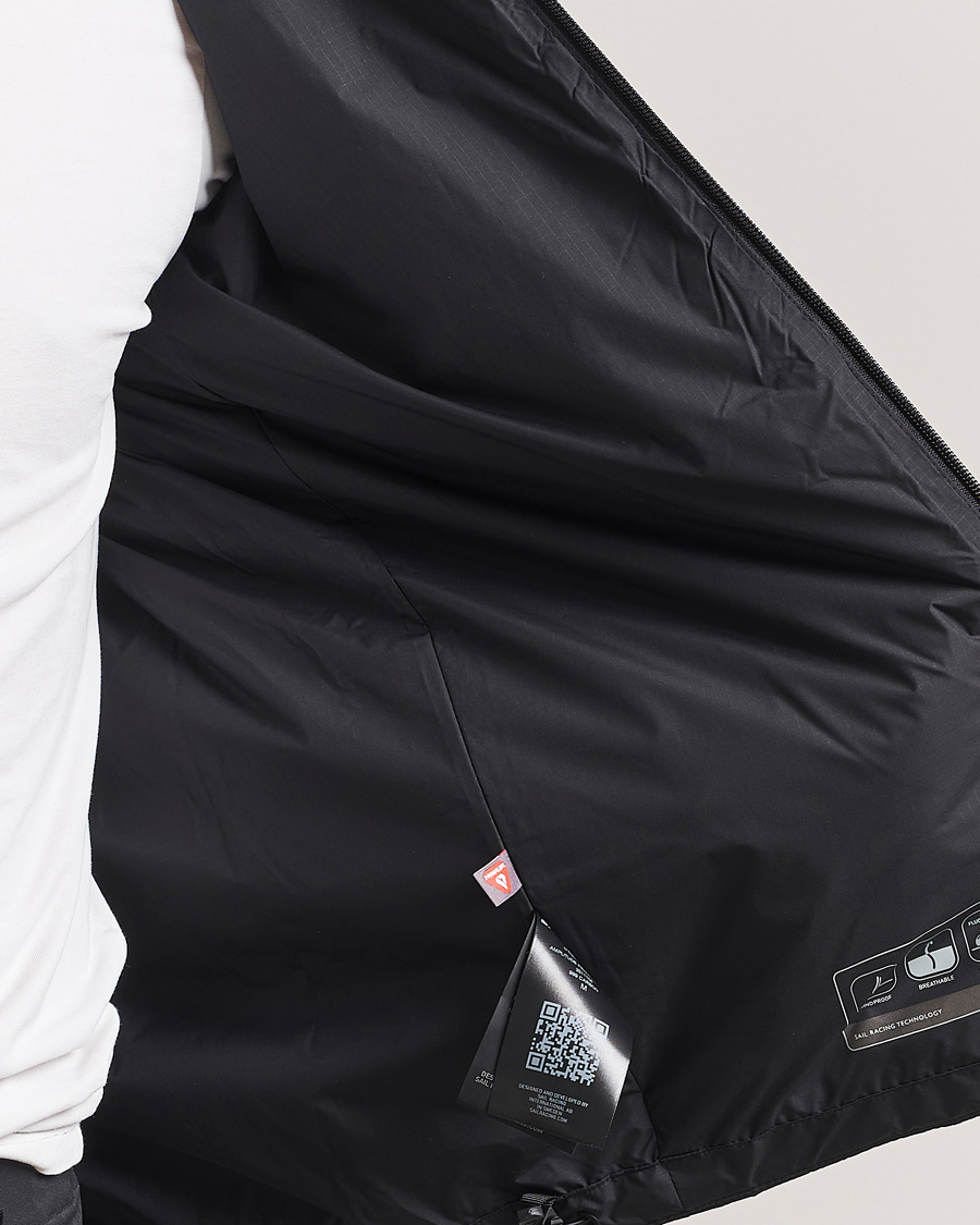 Mies | Takit | Sail Racing | Amplitude Primaloft Hooded Jacket Carbon