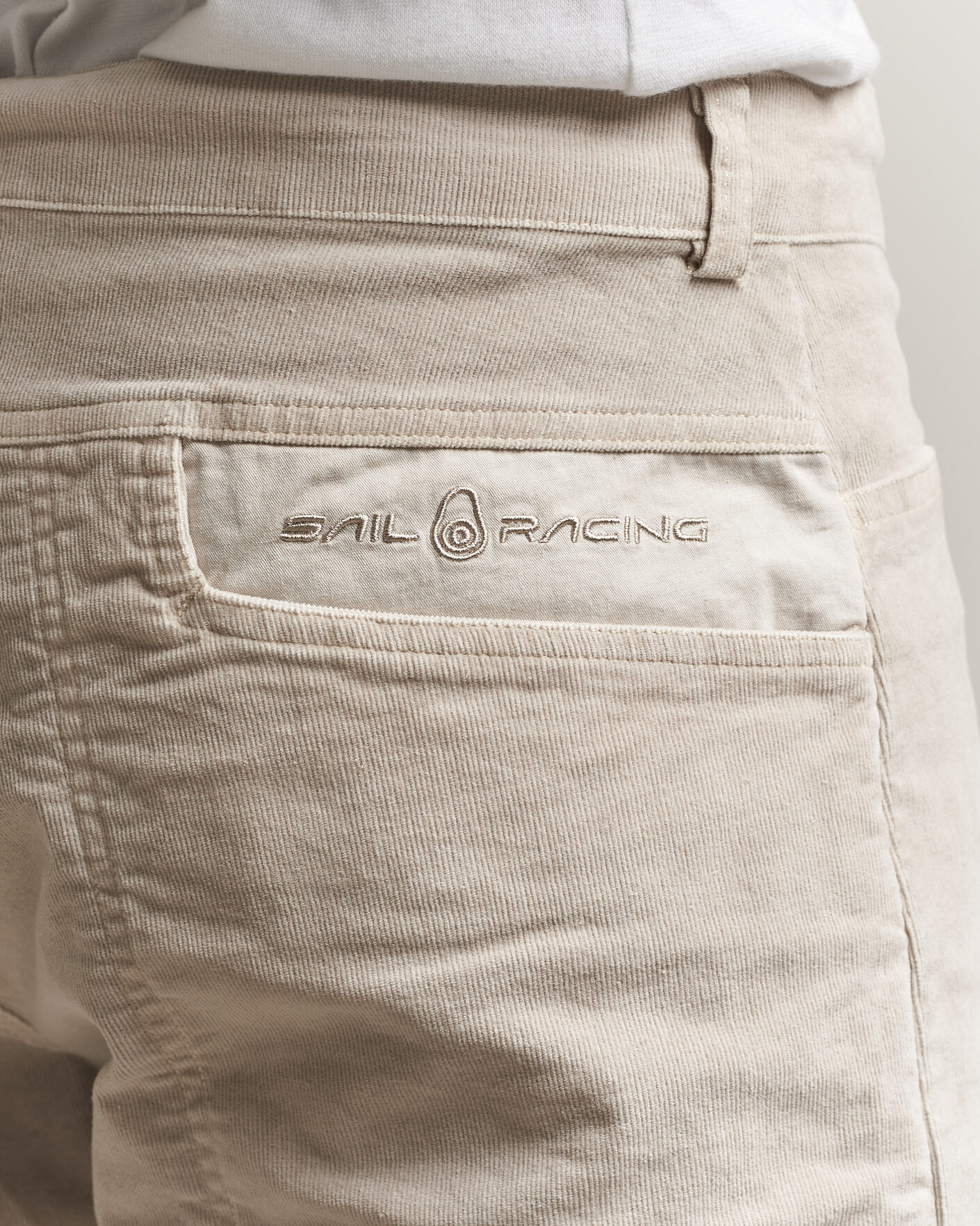 Mies | Shortsit | Sail Racing | Grinder Corduroy Shorts Sand