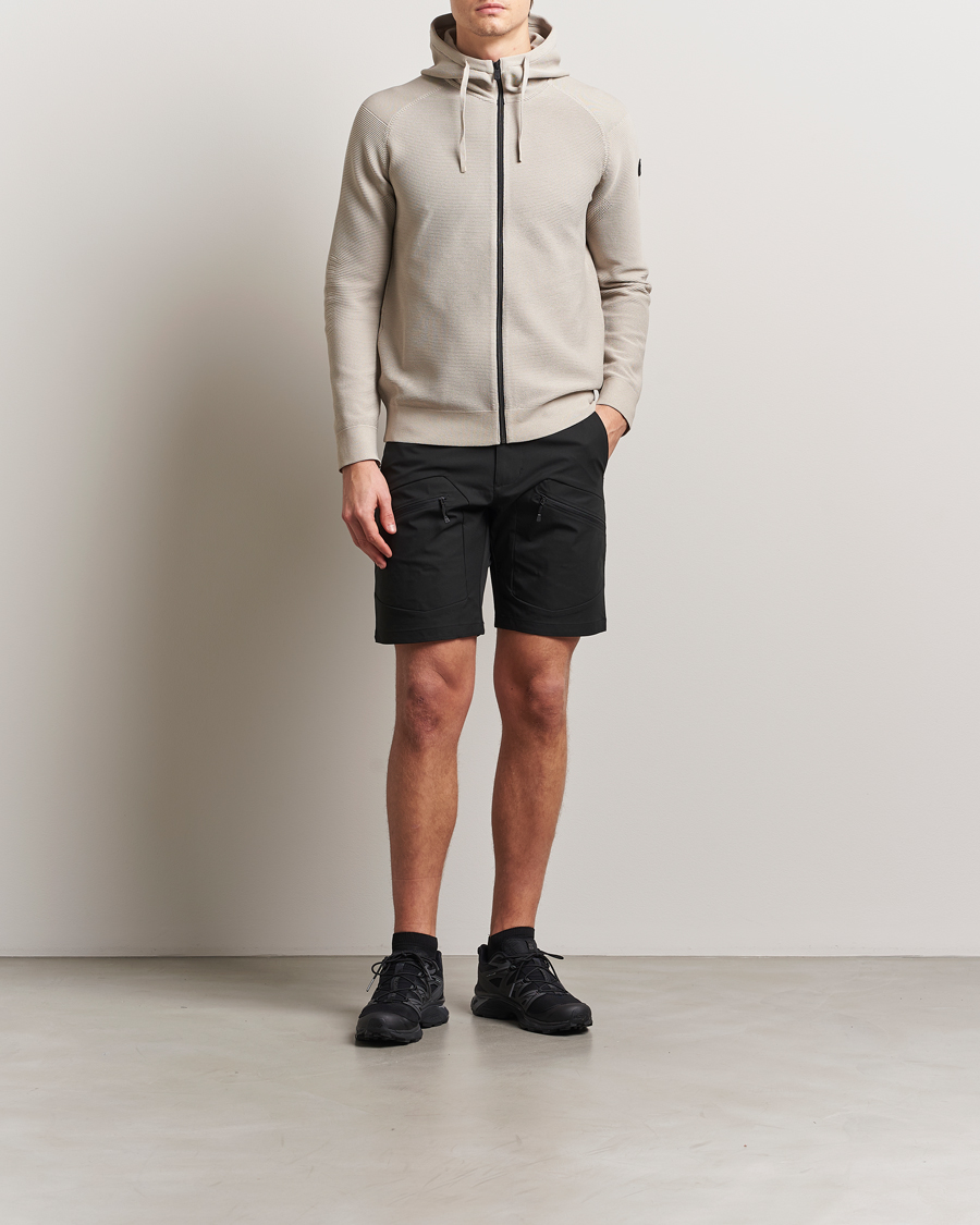 Mies | Shortsit | Sail Racing | Spray T8 Shorts Carbon