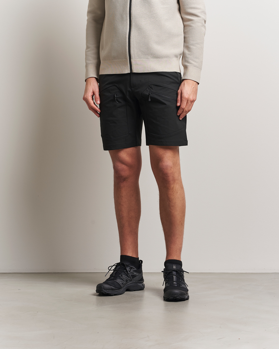 Mies | Shortsit | Sail Racing | Spray T8 Shorts Carbon