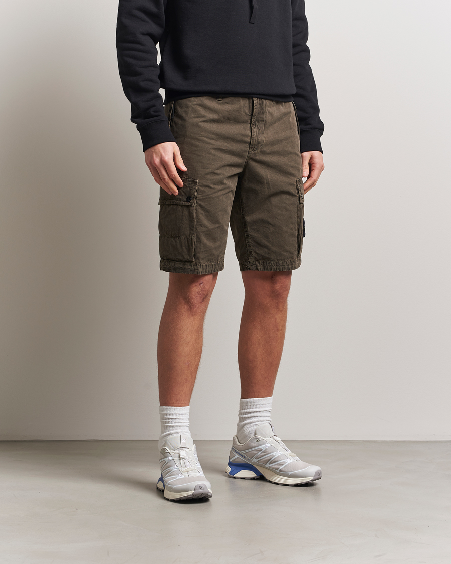 Mies | Shortsit | Stone Island | Brushed Cotton Canvas Cargo Shorts Military Green