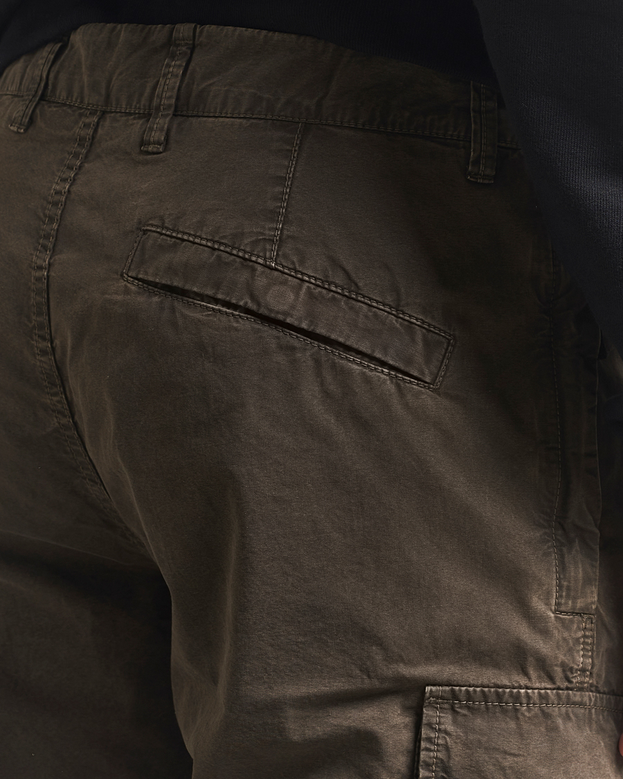 Mies | Shortsit | Stone Island | Brushed Cotton Canvas Cargo Shorts Military Green