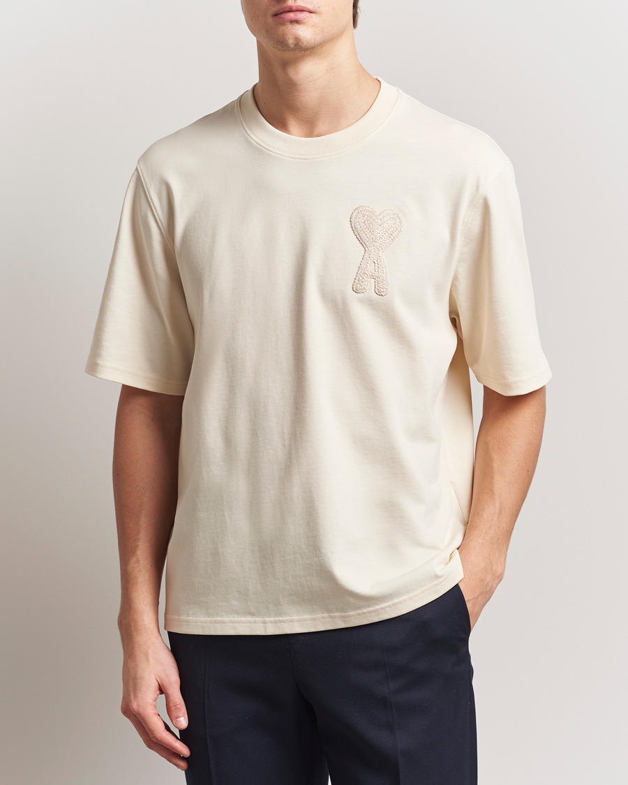 Mies | T-paidat | AMI | Bouclé Heart T-Shirt White Cream