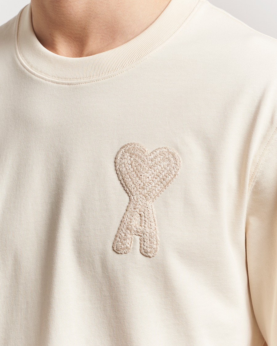 Mies | T-paidat | AMI | Bouclé Heart T-Shirt White Cream