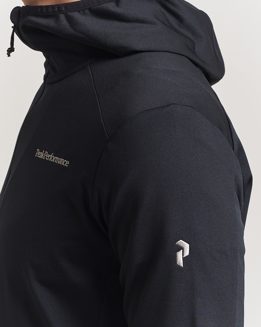 Mies | Puserot | Peak Performance | Light Hooded Full Zip Black