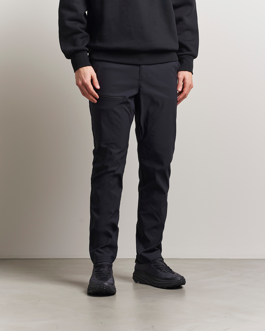 Mies | Housut | Peak Performance | Iconiq Pants Black