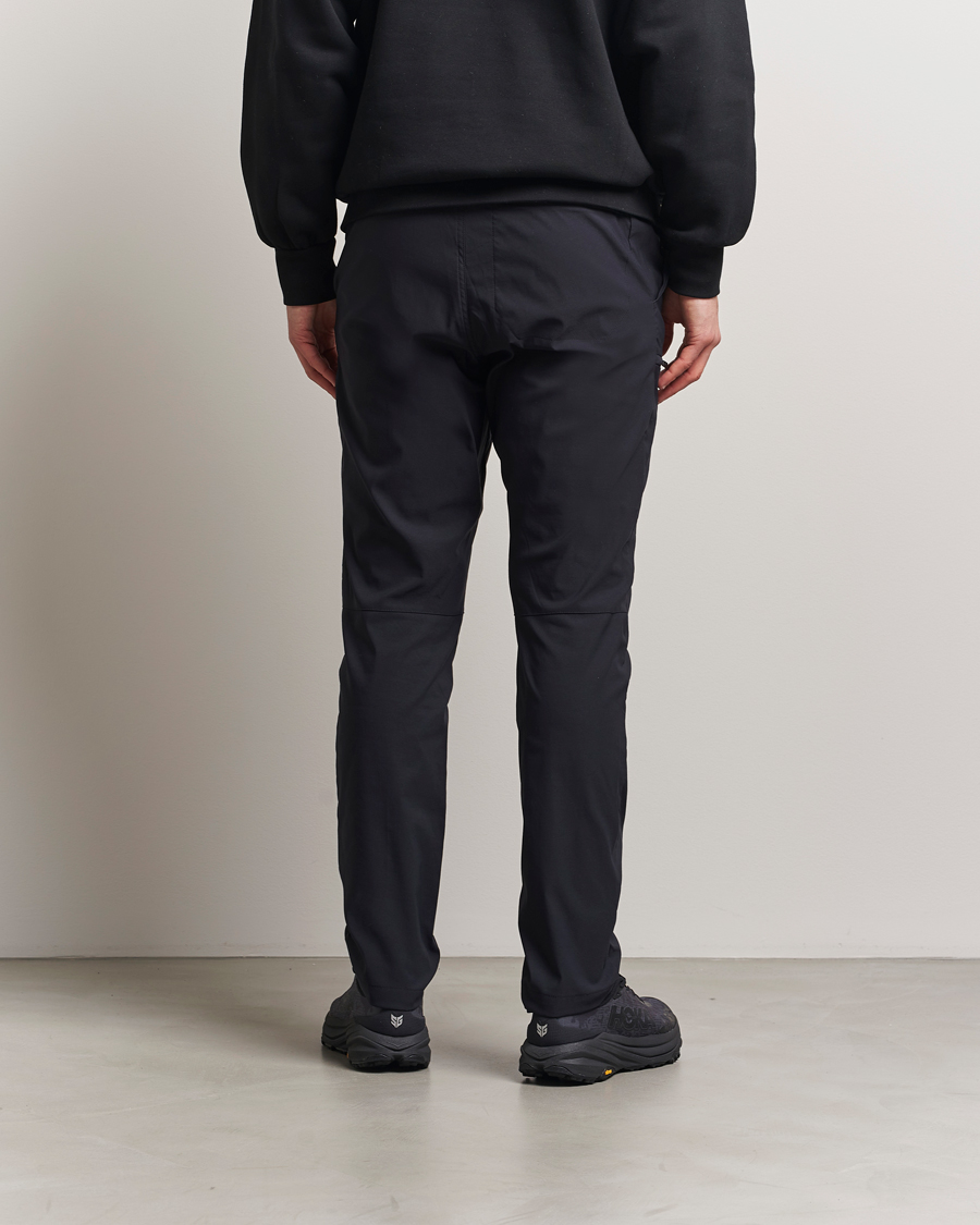 Mies | Housut | Peak Performance | Iconiq Pants Black
