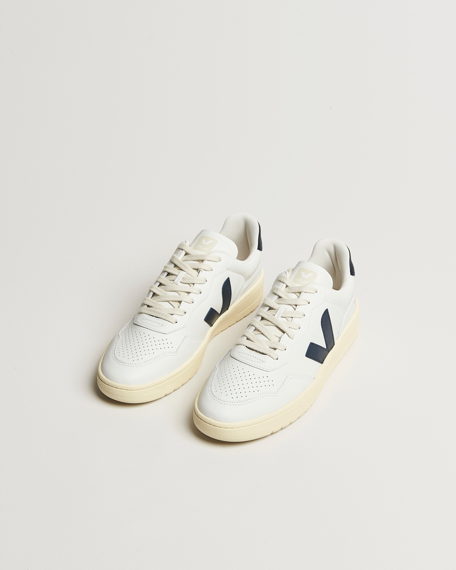Mies | Tennarit | Veja | V-90 Sneaker Extra White/Nautico