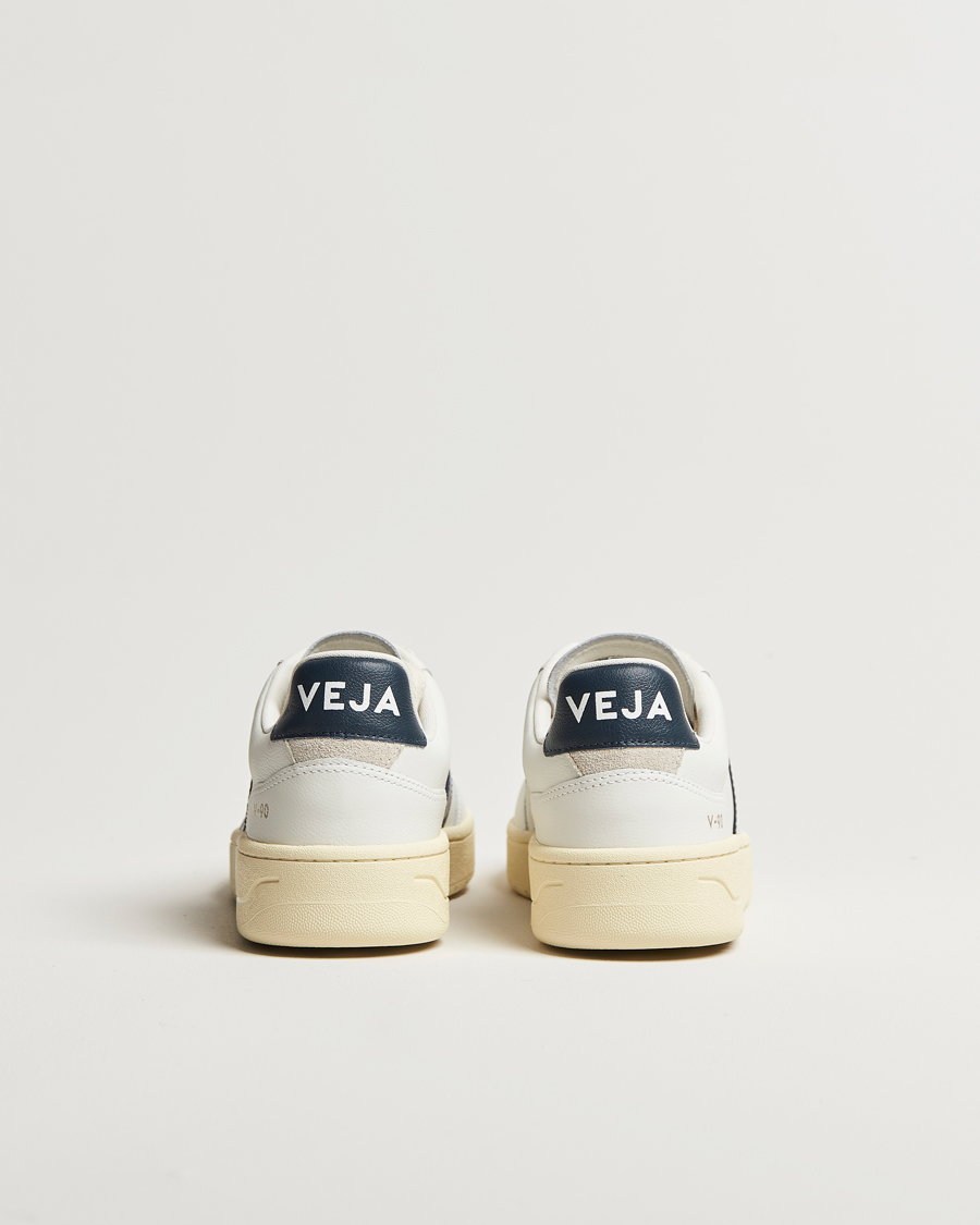 Mies | Tennarit | Veja | V-90 Sneaker Extra White/Nautico