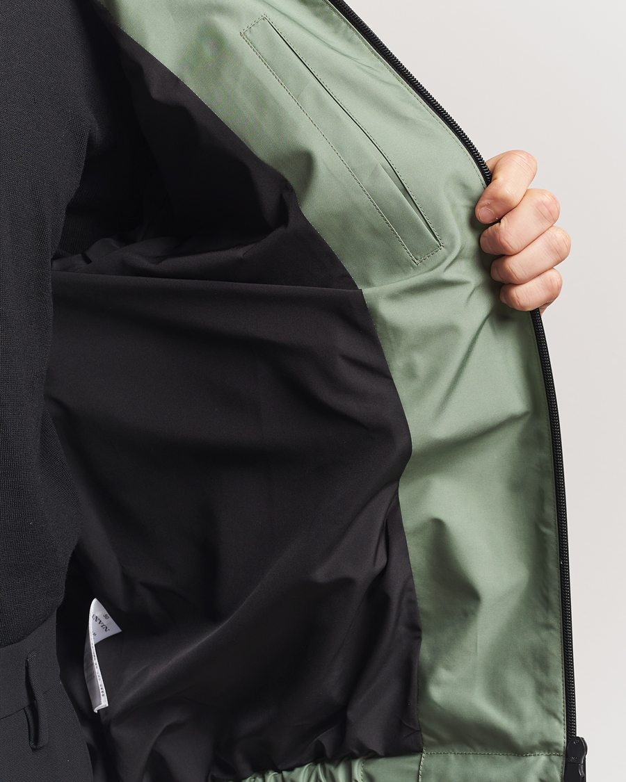 Mies | Takit | Lanvin | Hooded Windbreaker Sage Green