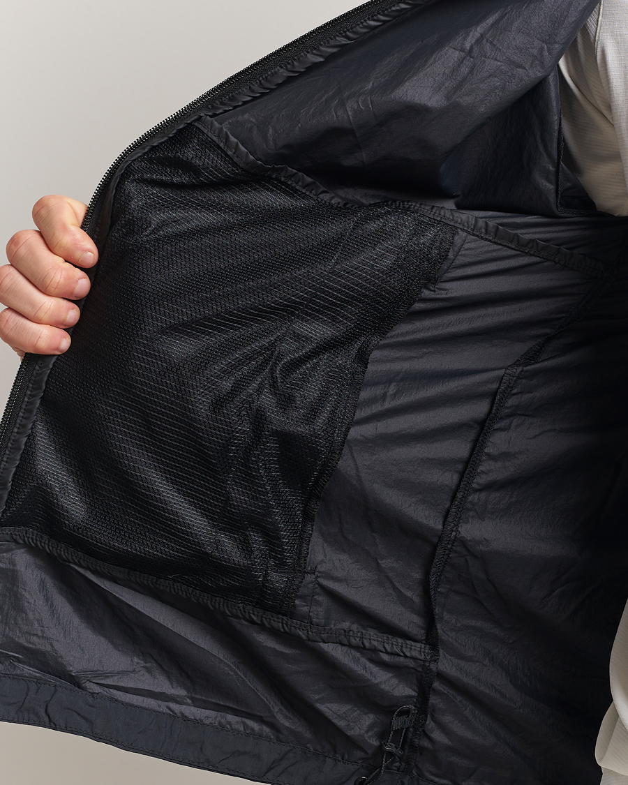 Mies | Takit | Columbia | Loop Basin Windbreaker Black