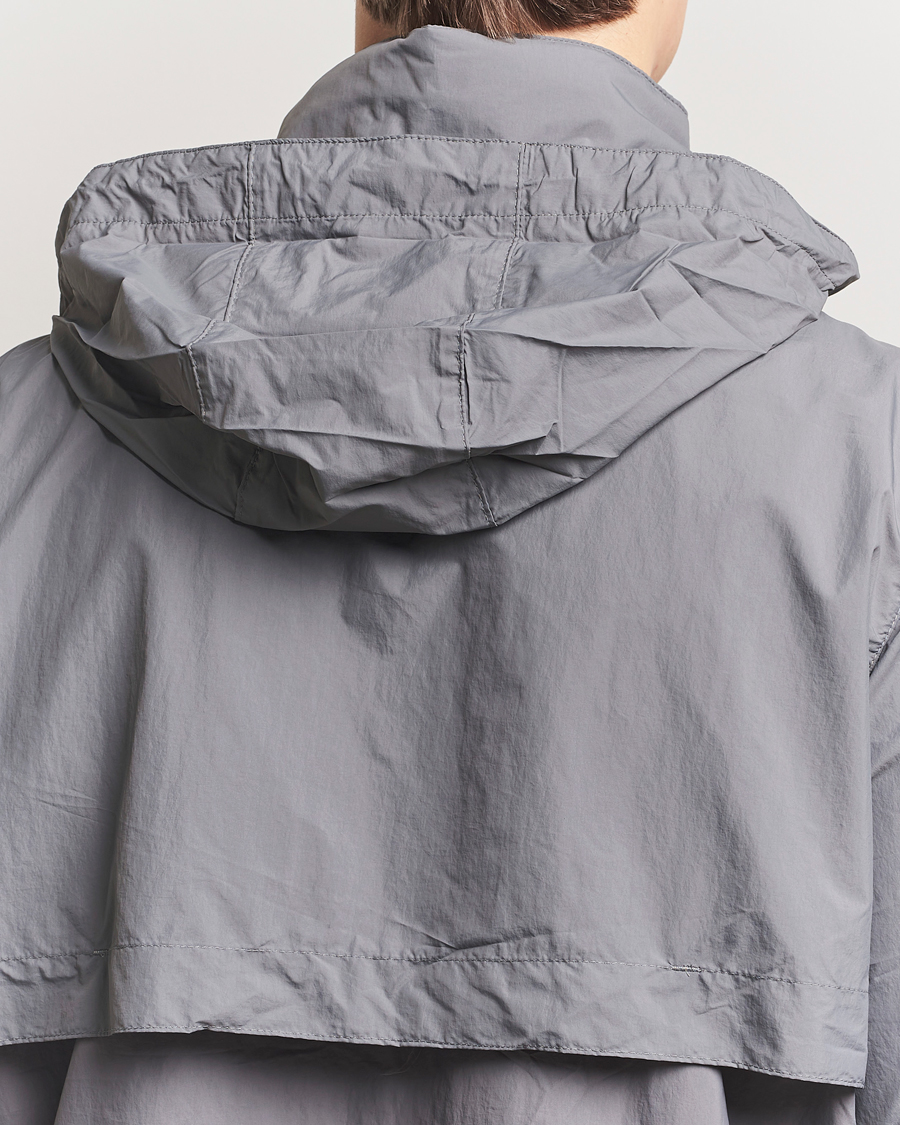 Mies | Takit | Columbia | Loop Basin Windbreaker City Grey