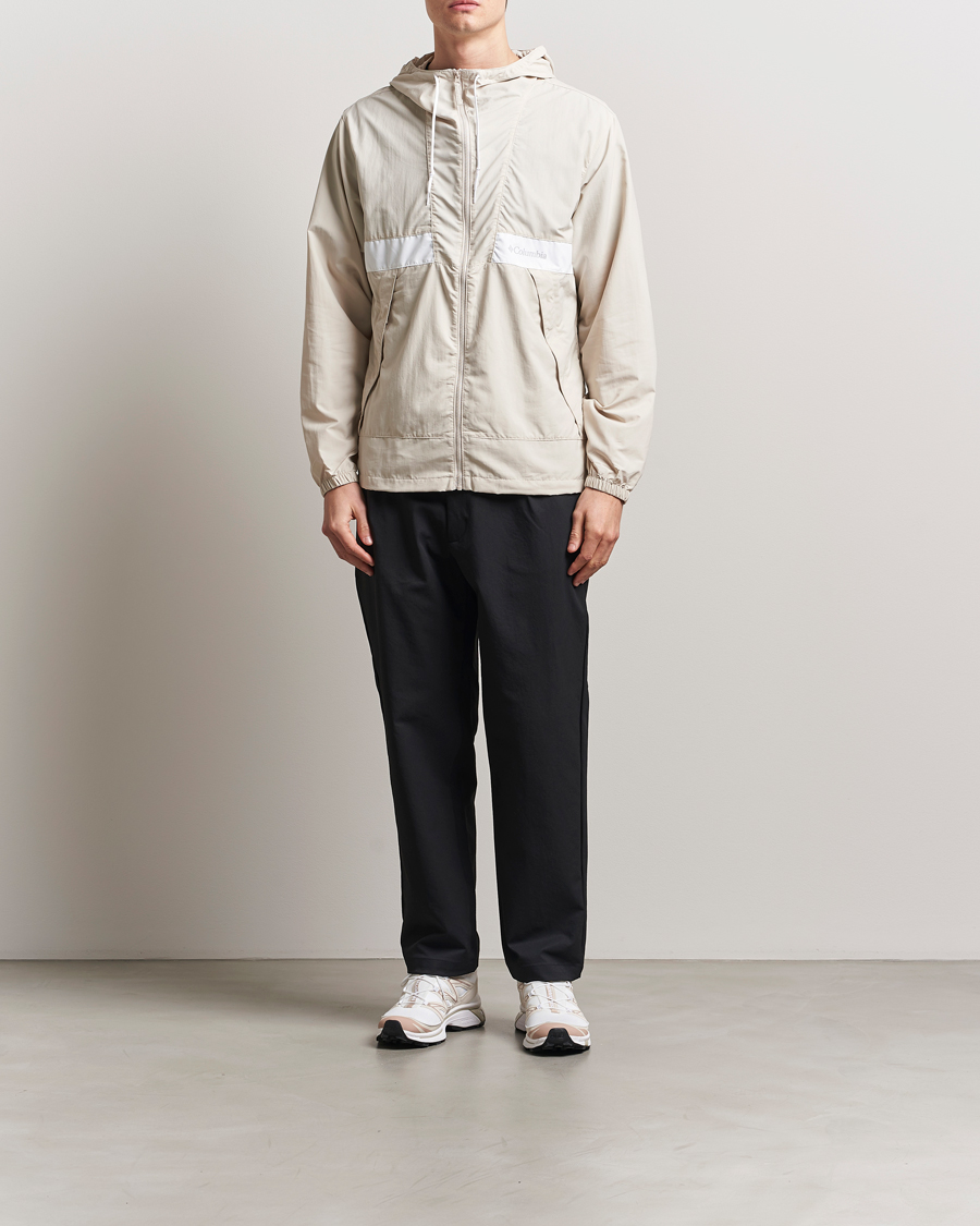 Mies | Takit | Columbia | Spire Valley Hooded Windbreaker Dark Stone